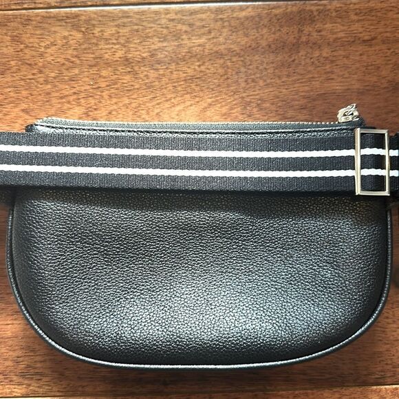 Kate Spade Pebbled Leather  Black Belt Bag - Picture 5 of 11